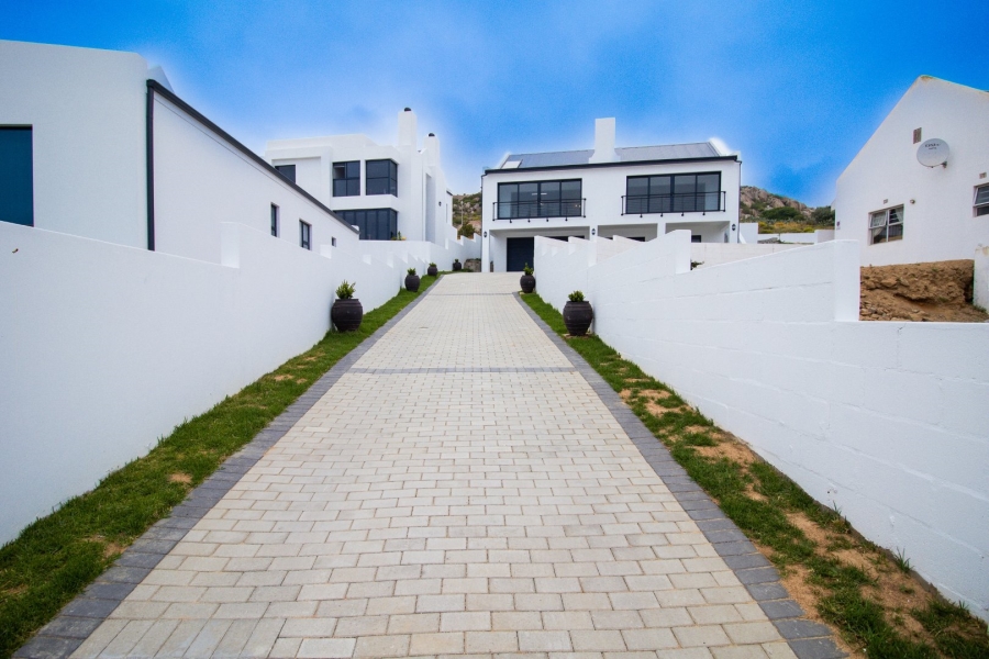 3 Bedroom Property for Sale in Da Gama Bay Western Cape